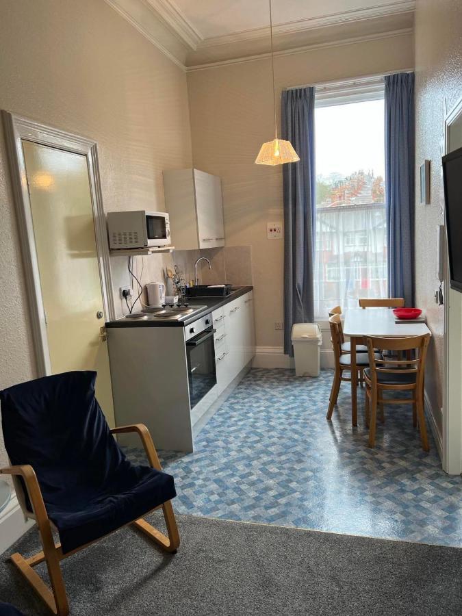 Brialene Holiday Flats สการ์โบโรห์ ภายนอก รูปภาพ
