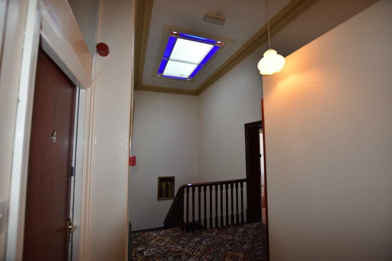 Brialene Holiday Flats สการ์โบโรห์ ภายนอก รูปภาพ